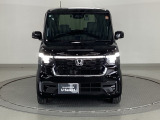 デイタイムランニングランプ付フルLEDヘッドライトは、Honda初となるダイレクトプロジェクション式を採用です!