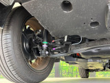 お車を安心してお乗りいただく為には、足回りの定期点検が欠かせません。サービスサポート(有償保証)では無料点検もご提供しており、安心のカーライフをお過ごしいただけるサポート体制が整っています。