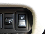 運転席はシートヒーター装備でお尻ぽっかぽか^0^