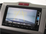 ◆バックカメラ◆リバースにするだけで映ります、後方の安全確認や、狭い駐車場での車庫入れ、雨の日や夜間など視界の悪い時に便利です!安全にバックする為には欠かせない装備です。