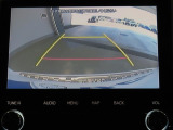 バックカメラが付いているので後方確認が非常にしやすいです。今や運転初心者も熟練者も必須装備!ついていて損はないですね♪