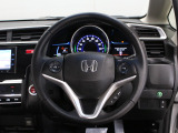【運転席まわり】Honda独自の設計思想に基づき、自然に手を伸ばした先に操作したいものがあるようレイアウトを追求 !