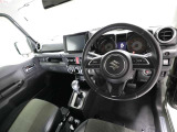 SUVならではの見晴らしの良い前方視界で快適なドライブをお楽しみいただけます!