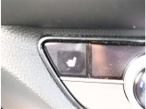 お車のご納車は待ち遠しいもの。1日でも早くご納車が出来るよう、整備拠点と販売店を結ぶ輸送ラインを確立しております。