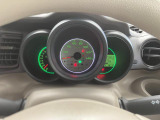 ダイハツディーラーでは「ダイハツ認定U-CAR」という基準を設け、車選びに詳しくないお客様でも「安心して選べる」をご提供しています。