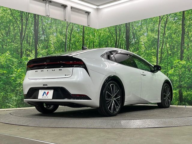 トヨタ プリウス 2.0 Z の中古車詳細 (30,700km, プラチナホワイト