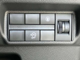 アイドリングストップ搭載!信号待ちなどの停車の際に自動でエンジンが停止してくれるので燃費の向上が期待できます♪