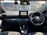 【運転席・インパネまわり】ハンドル・シート・フロアーなど隅々までプロによるクリーニング済み☆彡キレイな車内でドライブが一層快適にお楽しみいただけます!!