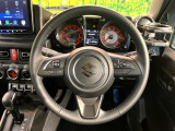 【純正革巻きステアリング】上質な革を使用することで、手にしっかり馴染みとても運転しやすいハンドルです♪