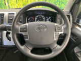 【ステアリングスイッチ】運転中、前方から目線をそらすことなく、オーディオ等の操作が可能な便利機能!安心&快適なドライブを演出してくれます♪