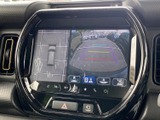 後方確認をサポートするモニターで、安全な運転に貢献します。駐車時の不安を軽減してくれる頼もしい機能です。