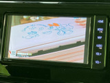 停車中に、お気に入りの番組や映像を楽しむことができます。待ち時間や休憩時間に、リラックスした時間を過ごせます。