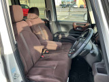 ◆運転席側からの写真です◆ 新車・中古車、車検・点検・整備、保険などお客様のカーライフをトータルサポート