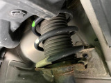 お車を安心してお乗りいただく為には、足回りの定期点検が欠かせません。サービスサポート(有償保証)では無料点検もご提供しており、安心のカーライフをお過ごしいただけるサポート体制が整っています。