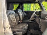 運転席シート廻りは使用感も少なく、良好な状態となっています。丁寧に使われていたことがよくわかりますね。