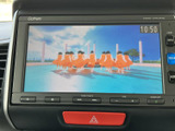 停車中には、TVの視聴でリラックスした時間を過ごせます。待ち時間や休憩時間に、エンターテインメントを楽しめます。