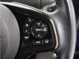 ◆アダプティブクルーズコントロール◆予め設定した車速内でクルマが自動的に加減速。前走車との適切な車間距離を維持しながら追従走行します。【LKAS】車線維持支援システムでステアリング操作を支援。