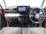 想像以上の広さで、毎日の運転がもっと快適に!みんなくつろげる心地よい室内空間です。
