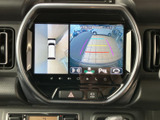 後方視界を広げるバックモニターで、狭い場所でも安全に駐車できます。運転に自信がない方にもおすすめです。