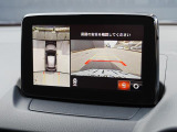 360&deg;ビューモニターを搭載しています。コーナーセンサーと合せてお使いいただくことで、安全、安心にお車の取り回しを行っていただけます。