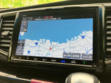 分かりやすい地図表示で、目的地までスムーズに案内してくれます。運転に集中しながら、安全なルートを選択できます。渋滞情報も確認可能です。