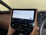 ディスプレイオーディオを装備。スマホとクルマをつなぐことで、これまでのナビに加えて、いろんなサービスが楽しめます。