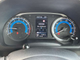 視認性の高いメーターで運転情報を的確に把握できます!