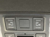 両側電動スライドドア付き、運転席にいながら開閉もラクラク