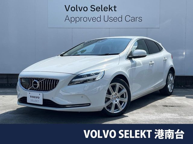 V40  D4 インスクリプション