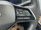 【プロパイロット】高速道でアクセル・ブレーキ・ハンドルをアシスト。運転の負担を軽減します。