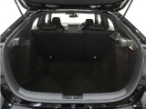 ◆フル乗車でもしっかり荷物を収納出来るラゲッジスペースです。普段の買い物でしたらしっかり積める十分な荷室スペースが確保されています。