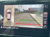 ●パノラミックビューモニター:専用のカメラにより、上から見下ろしたような視点で360度クルマの周囲を確認することができます☆死角部分も確認しやすく、狭い場所での切り返しや駐車もスムーズに行えます。