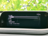 お好みの音楽をクリアな音質で楽しめます。ラジオはもちろん、USBやBluetooth接続で、多彩な音源に対応。快適なカーライフを彩ります。