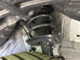お車を安心してお乗りいただく為には、足回りの定期点検が欠かせません。サービスサポート(有償保証)では無料点検もご提供しており、安心のカーライフをお過ごしいただけるサポート体制が整っています。
