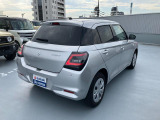ご遠方のお客様には専門業者を介した陸送納車サービスがございます【※有料】。 お住まい・お届けご希望ご希望の地域をご連絡頂ければ輸送費用のお見積りと輸送期間の目安をご案内させていただきます。