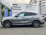 【XDrive】強大なパワーをXdriveシステムが瞬時に理想的な可変配分を行い、かつてない安心・快適・スポーティな走りを約束します。走行状況に応じてトルク配分を最適化してくれる優れものです!