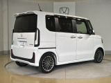 ご納車までの期間ですが、県内のお客様は1、2週間、県外のお客様は2、3週間ほどでご納車が可能となります。ただし、お支払いや書類の状況によっては多少の前後もありますので、その際には何卒ご了承下さい。