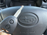 ●仕入れ段階で徹底したチェックを行い、厳しい審査にパスした車だけを展示・販売しています。弊社ではこれをプロチェックと呼び、数十の独自チェック項目に基づき、車の状態を調べ上げています。
