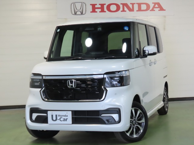 N-BOXカスタム  カスタム 660 4WD