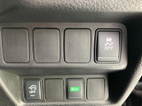視認性の高いメーター類は、運転に必要な情報を的確に伝えます。運転に集中できる、シンプルで分かりやすいデザインです。