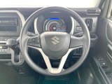 【ステアリングスイッチ】運転中、前方から目線をそらすことなく、オーディオ等の操作が可能な便利機能!安心&快適なドライブを演出してくれます♪
