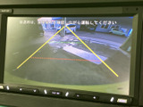 後方確認がスムーズに行えるので、安全な運転をサポート。狭い道や駐車時にも安心です。