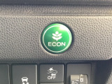 【eコンスイッチ】低燃費運転をサポートするECONモード。スイッチをONすると、エンジンやトランスミッション、A/Cなどを協調制御し、燃費の向上に貢献。エコドライブの効果を高めます。
