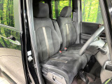 運転席シート廻りは使用感も少なく、良好な状態となっています。丁寧に使われていたことがよくわかりますね。