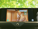 停車中にテレビや映像を楽しむことができるので、休憩時間も充実。長距離移動も飽きさせません。