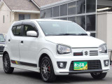 お車の車検・オイル交換・修理・鈑金塗装・ガラス修理・デントリペア・ボディコーティングなども幅広く対応しております。その際は無料で代車を貸し出し致します。車のことは何でもお任せください!