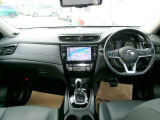 エクストレイル 2.0 20Xi 2列車