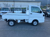 広々中古車展示場でご来店お待ちしております。