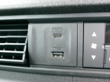 充電用にUSB接続ジャック付きです!