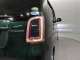 LEDテールライトです。省電力、高輝度のLEDは明るく照らすので夜間運転時の視認性を高めます。スタイリッシュな見た目で細かいところもこだわりたいあなたに!